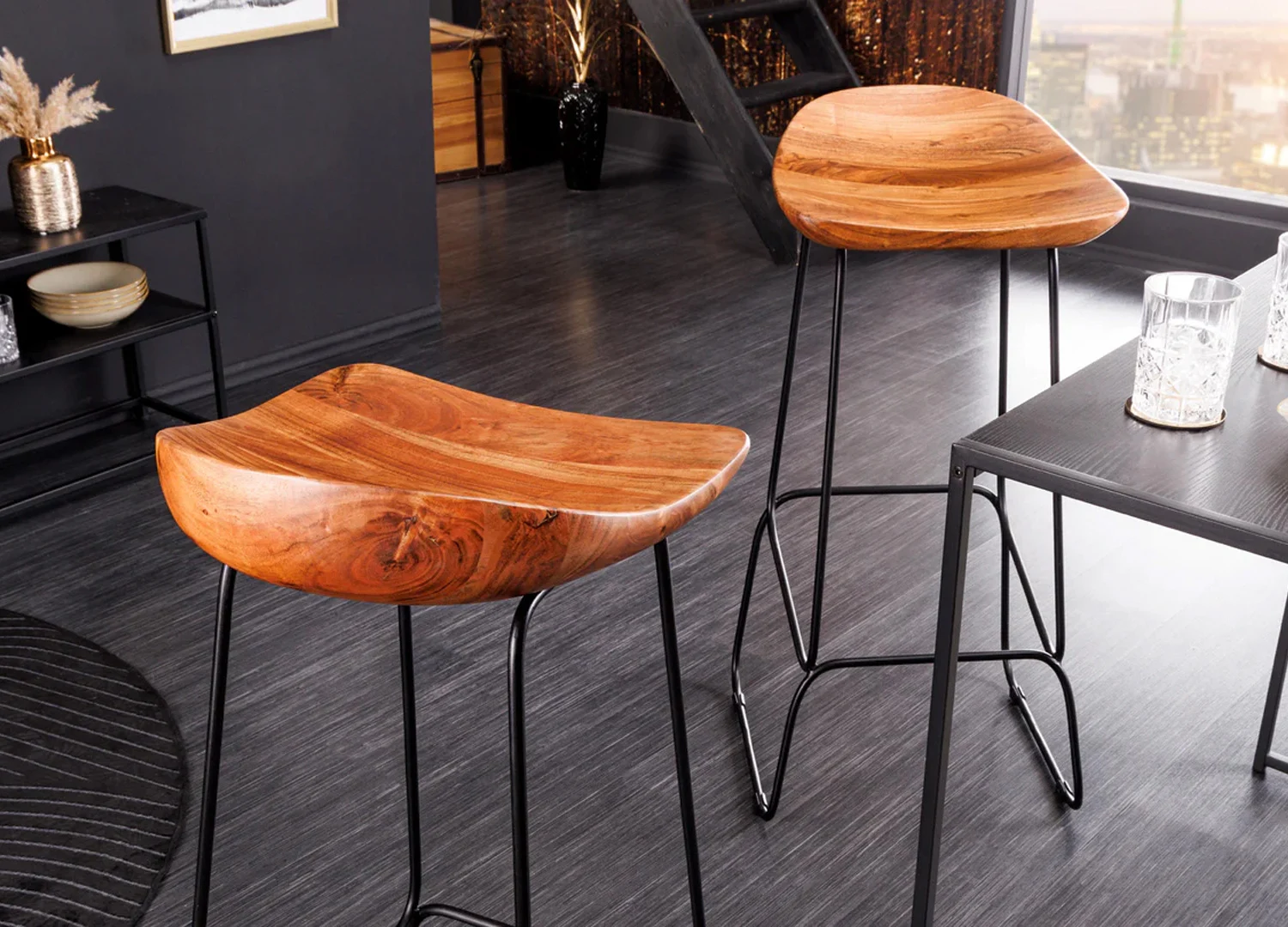 Tabouret de bar en bois d'acacia et métal noir (lot de 2)
