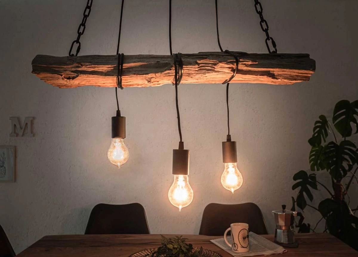 Luminaire suspendu en bois de teck recyclé